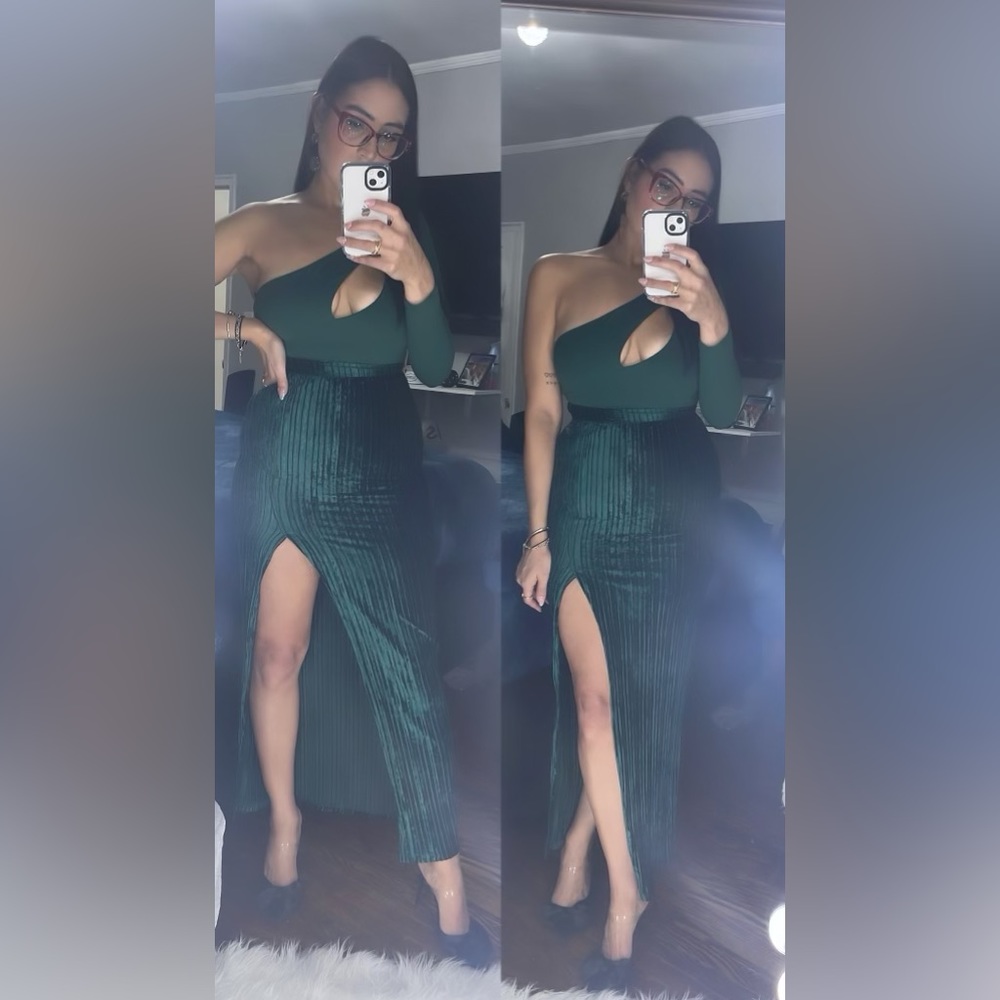 JLUXLABEL “Forest Green Bodysuit” & “Forest Green High Slit Skirt”